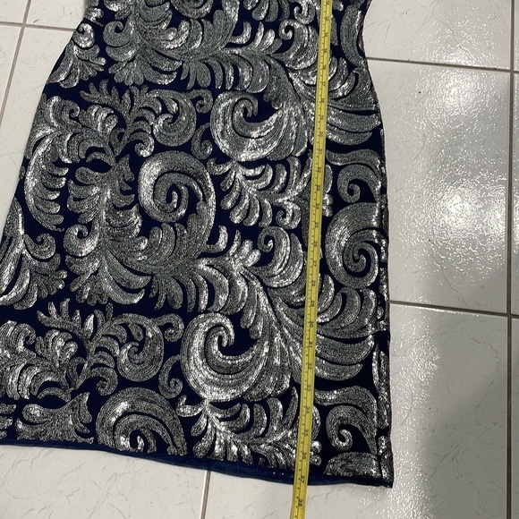 Adrianna Papell Navy and Silver Cocktail Driss - Picture 14 of 16